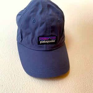 Patagonia P-6 label trad cap